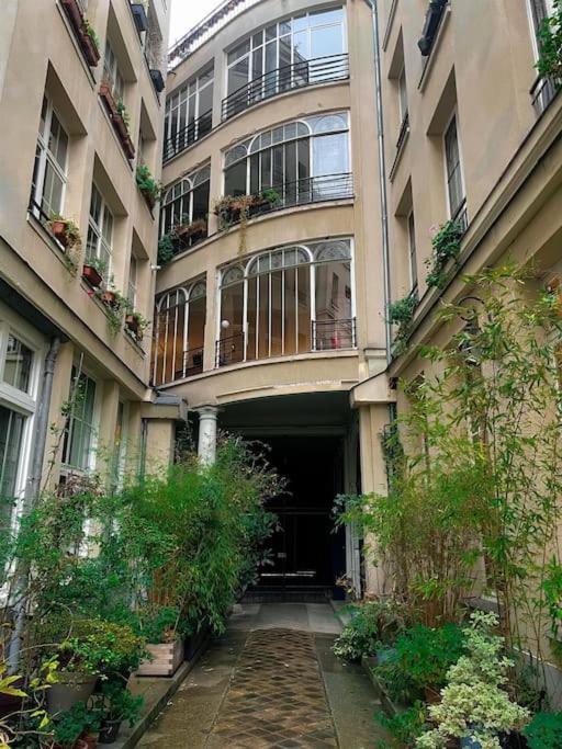 Parisien, Le Louis Blanc Appartement *